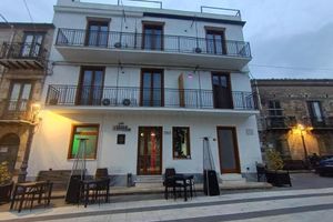 Alojamiento - B&B A'KIAZZA