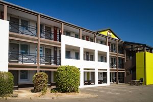 Alojamiento - B&B HOTEL Saint-Brieuc