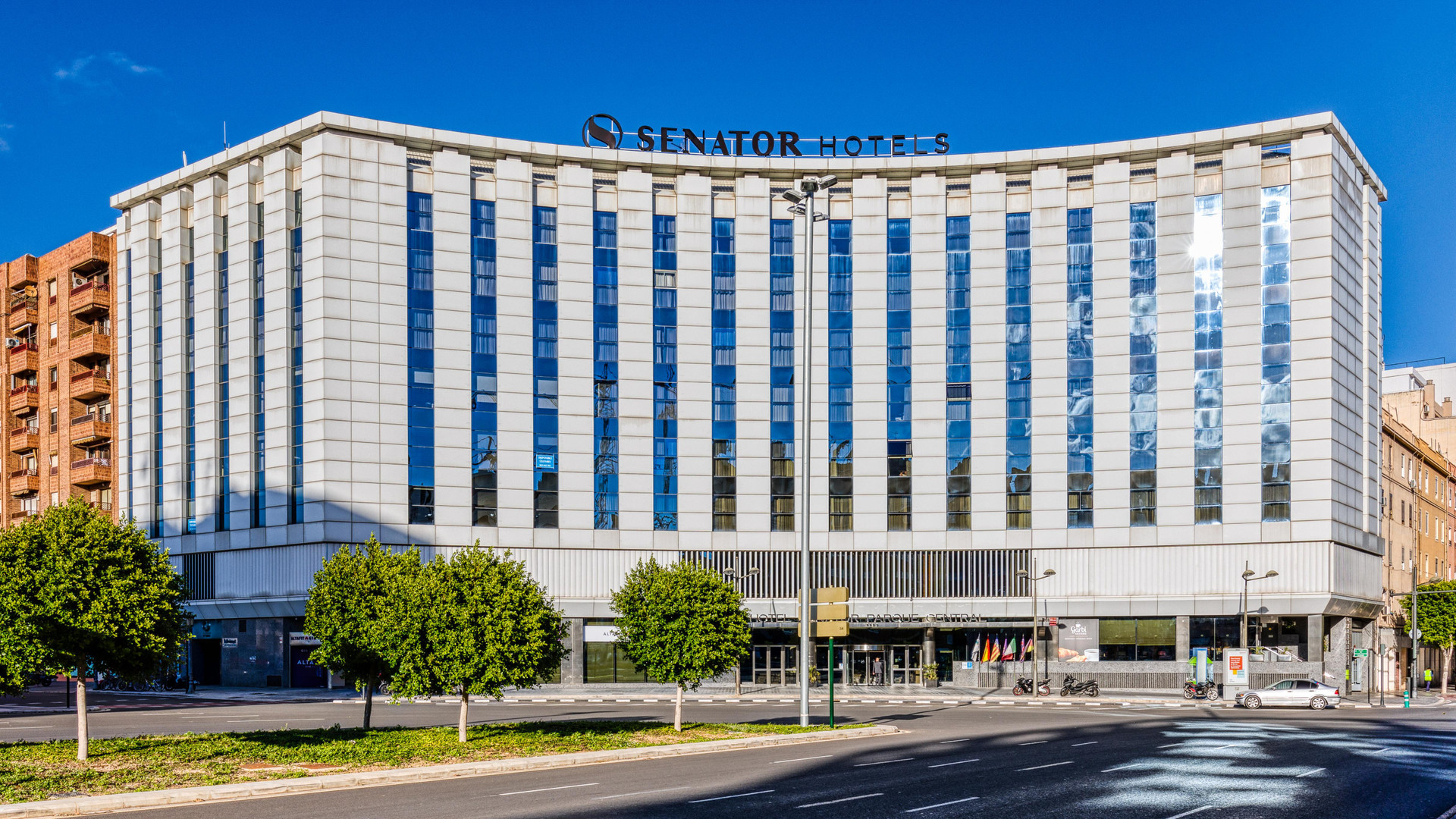 Vista Exterior Senator Parque Central Hotel