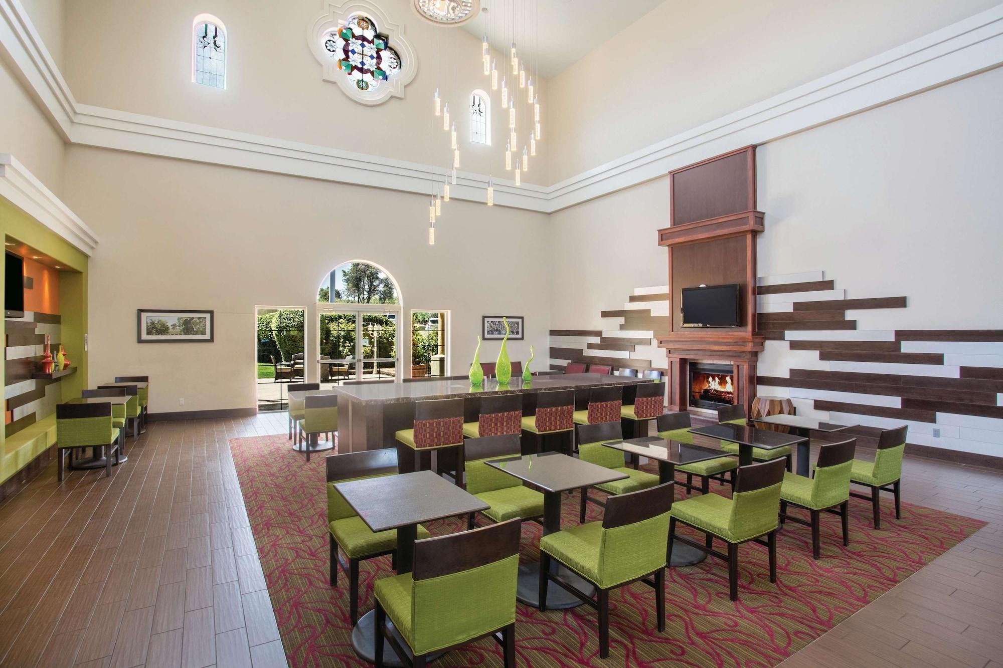 Restaurant La Quinta Inn & Suites by Wyndham Conference Center Prescott