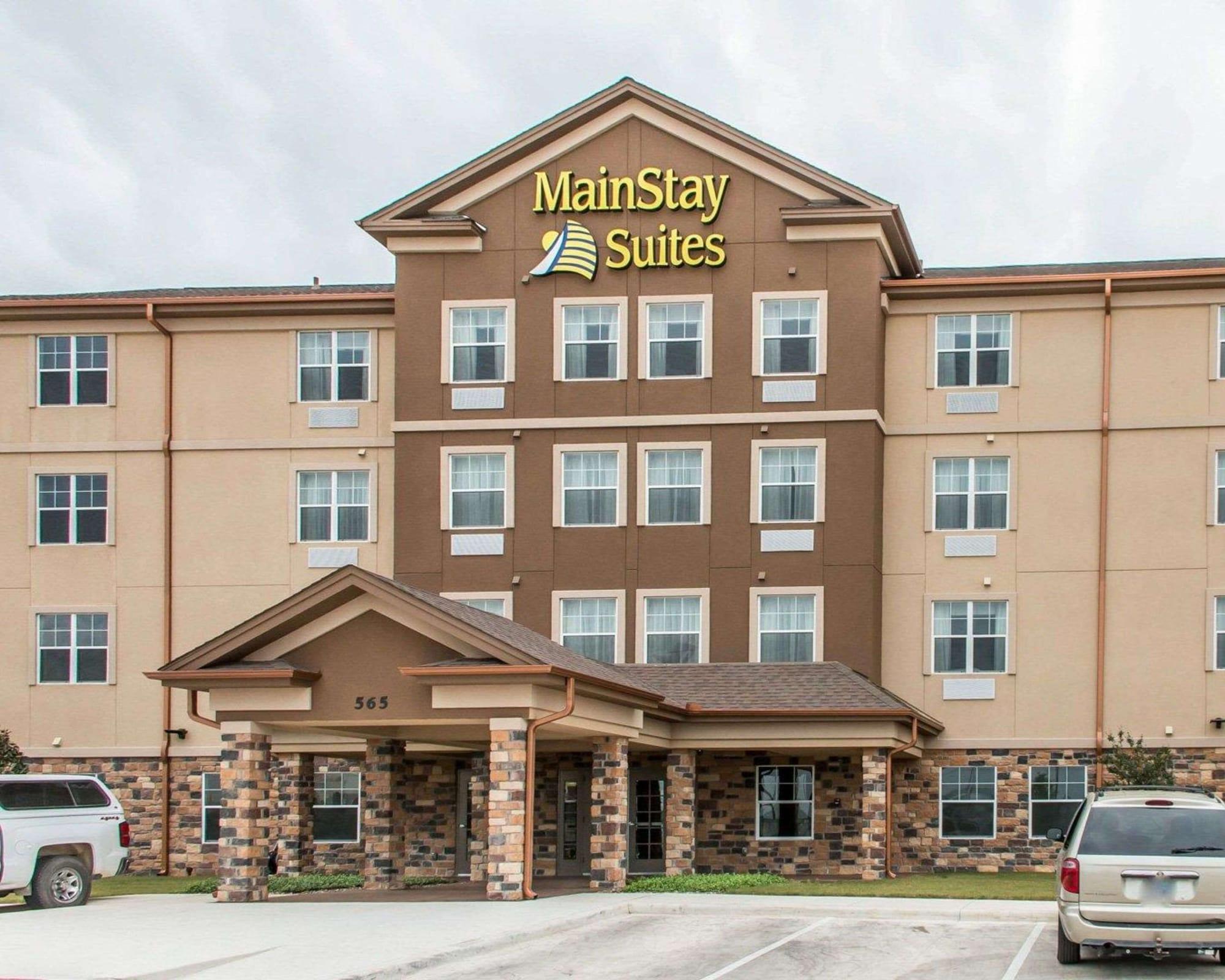 Vista Exterior MainStay Suites Cotulla