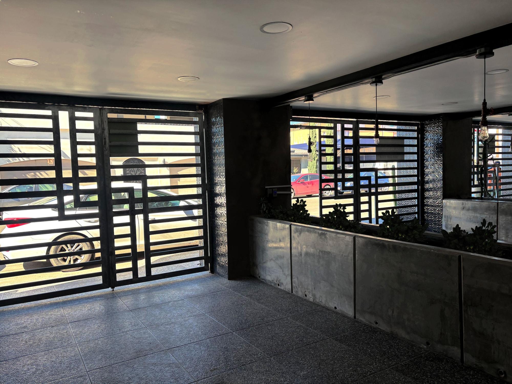 Vista Lobby TJ Border Suites by Hosted by Me