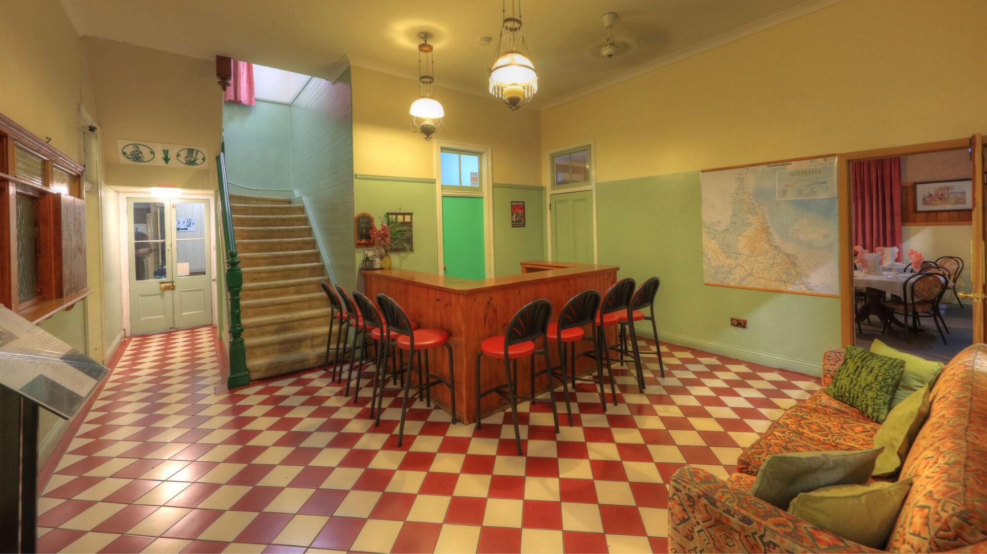 Vista Lobby Charters Towers Park Motel