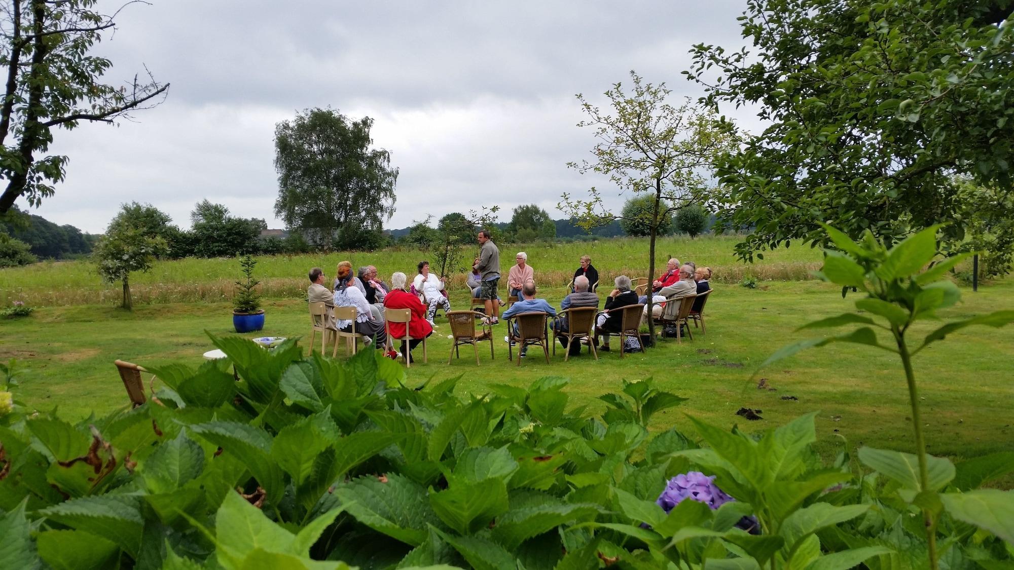 Salón de Baile Bed & Breakfast Rezonans