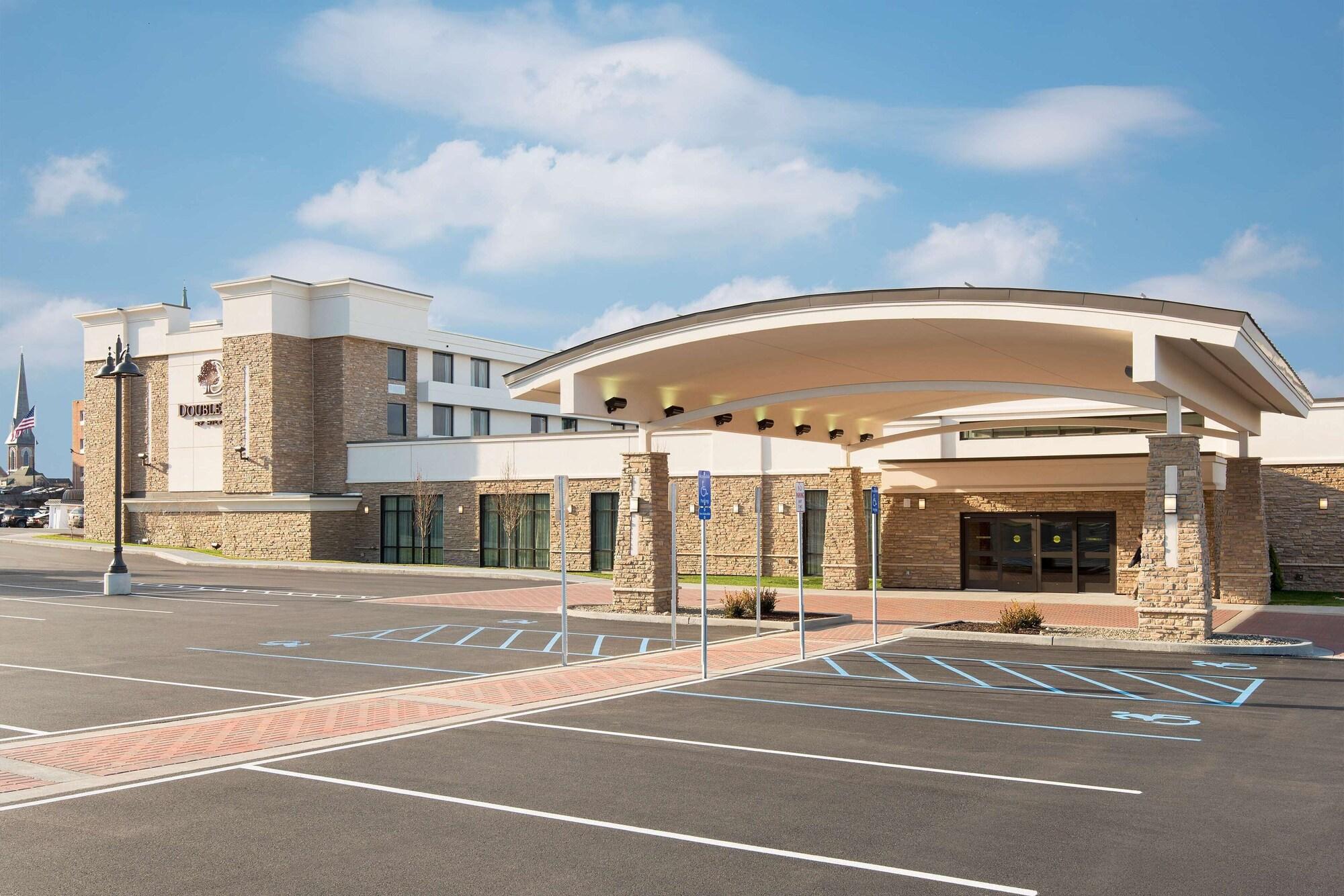 Vista Exterior DoubleTree by Hilton Schenectady Downtown