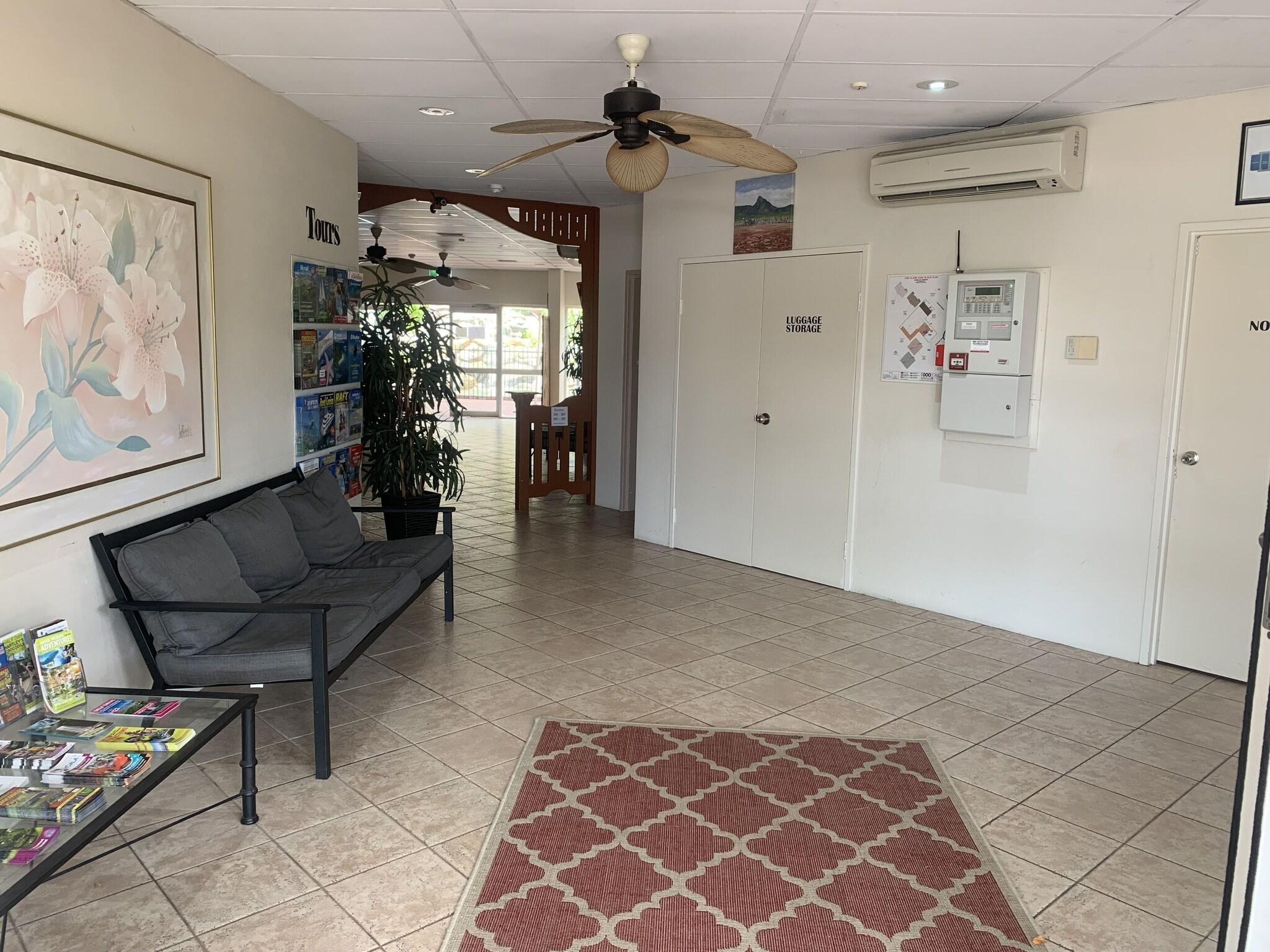 Vista Lobby Cairns City Sheridan