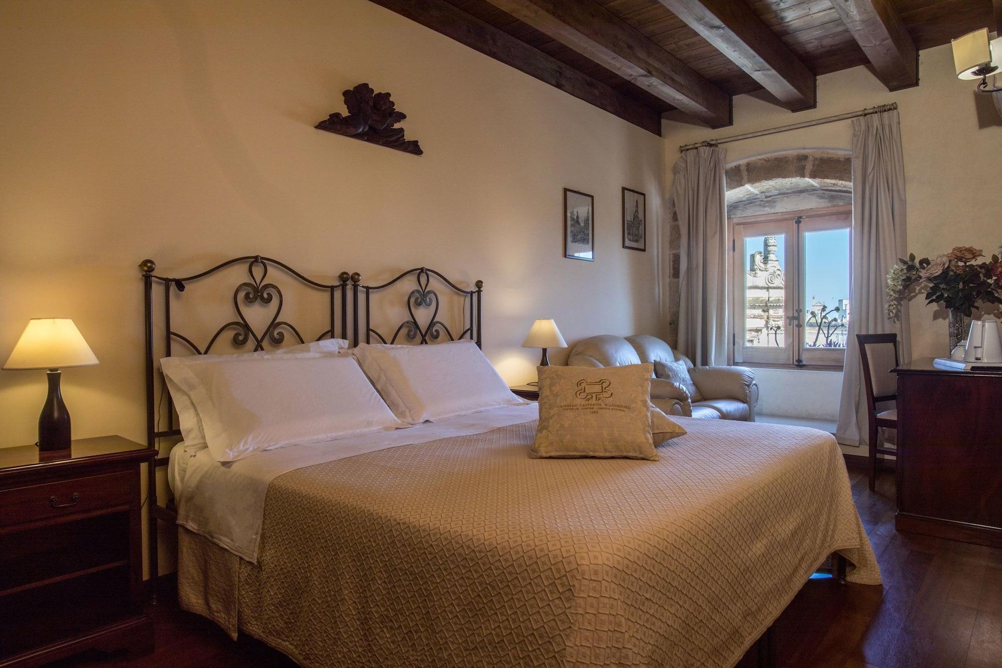 Equipamiento de Habitación Castello Castriota Scanderbeg Suites De Charme