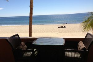 Alquiler Vacacional - Oceanfront Condo with Private Balcony in La Jolla de los Cabos! 2bd, 2 bath