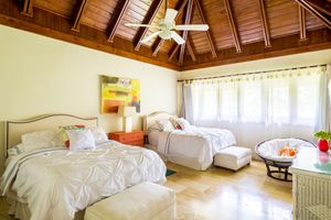 Renta Vacacional - Unlimited Luxury Laureanne's Villa