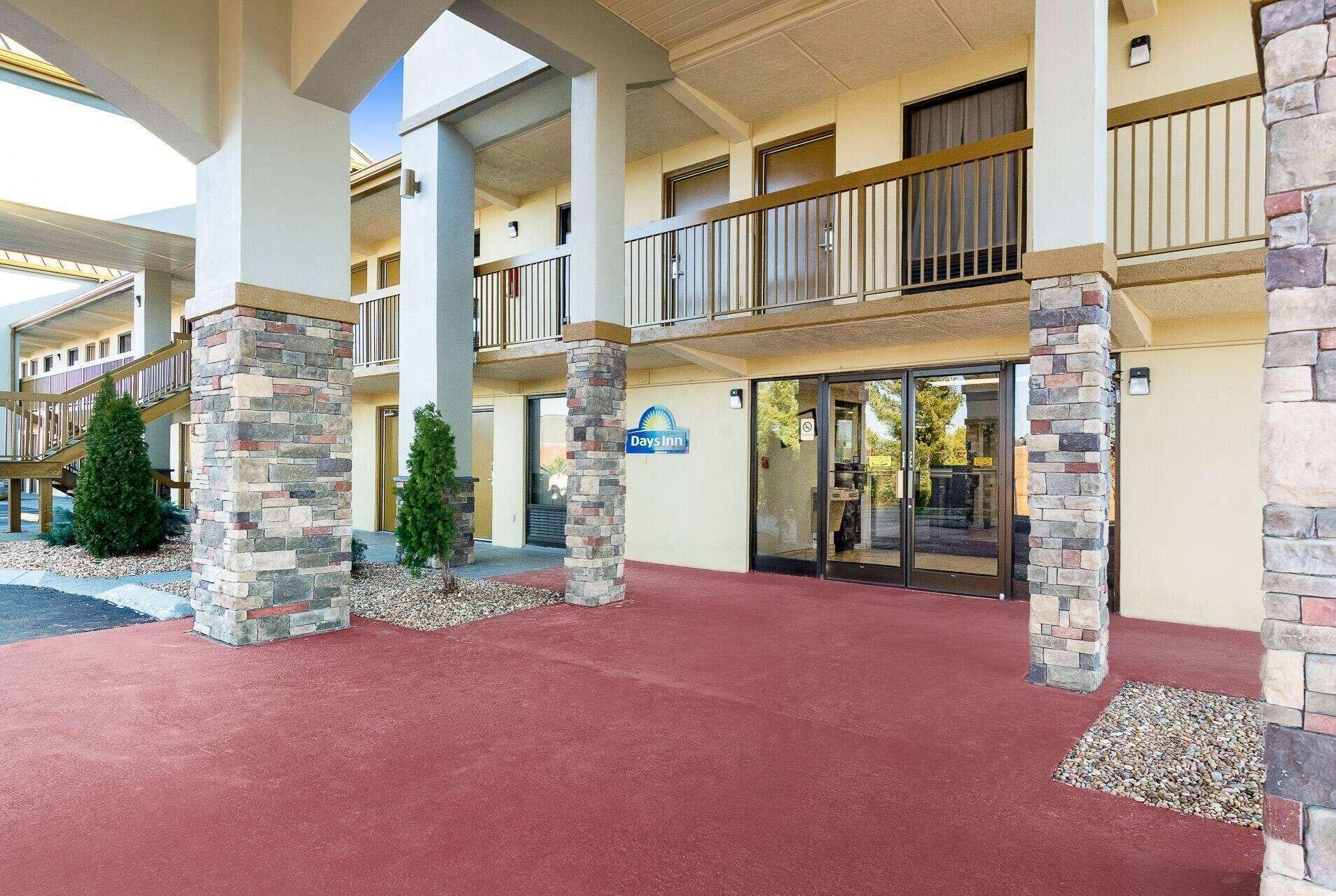 Vista Exterior Days Inn by Wyndham Goodlettsville/Nashville