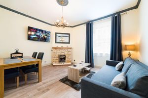 Alquiler Vacacional - STAG new city centre apartment