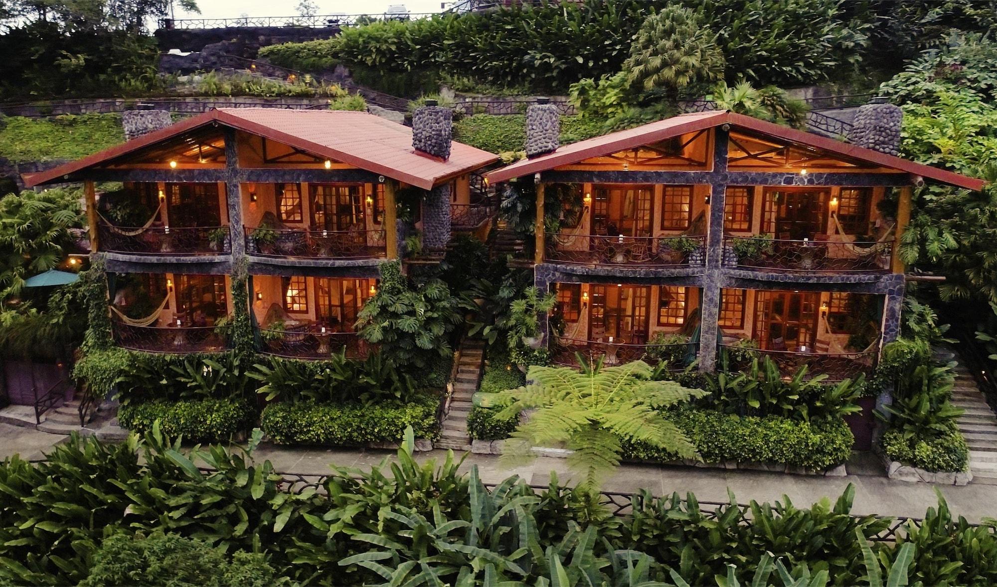 Vista Exterior Peace Lodge