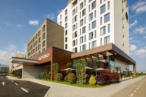 Alojamiento - Qosmo Brasov Hotel