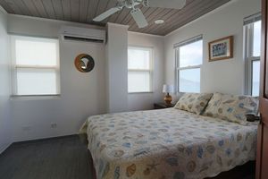 Alquiler Vacacional - Ocean Mist - AppleSurf! Beachfront one bedroom in Apple Bay
