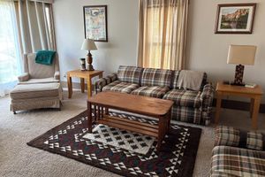 Alquiler Vacacional - Camp Bellaire - Lakes - Ski - Golf - Walk to Downtown & Shorts Brewing!