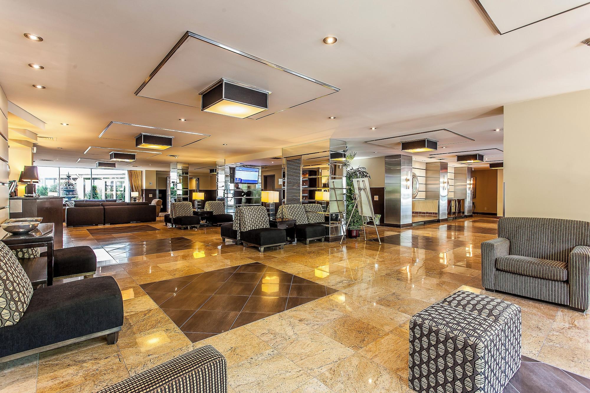 Vista Lobby Le Nouvel Hotel