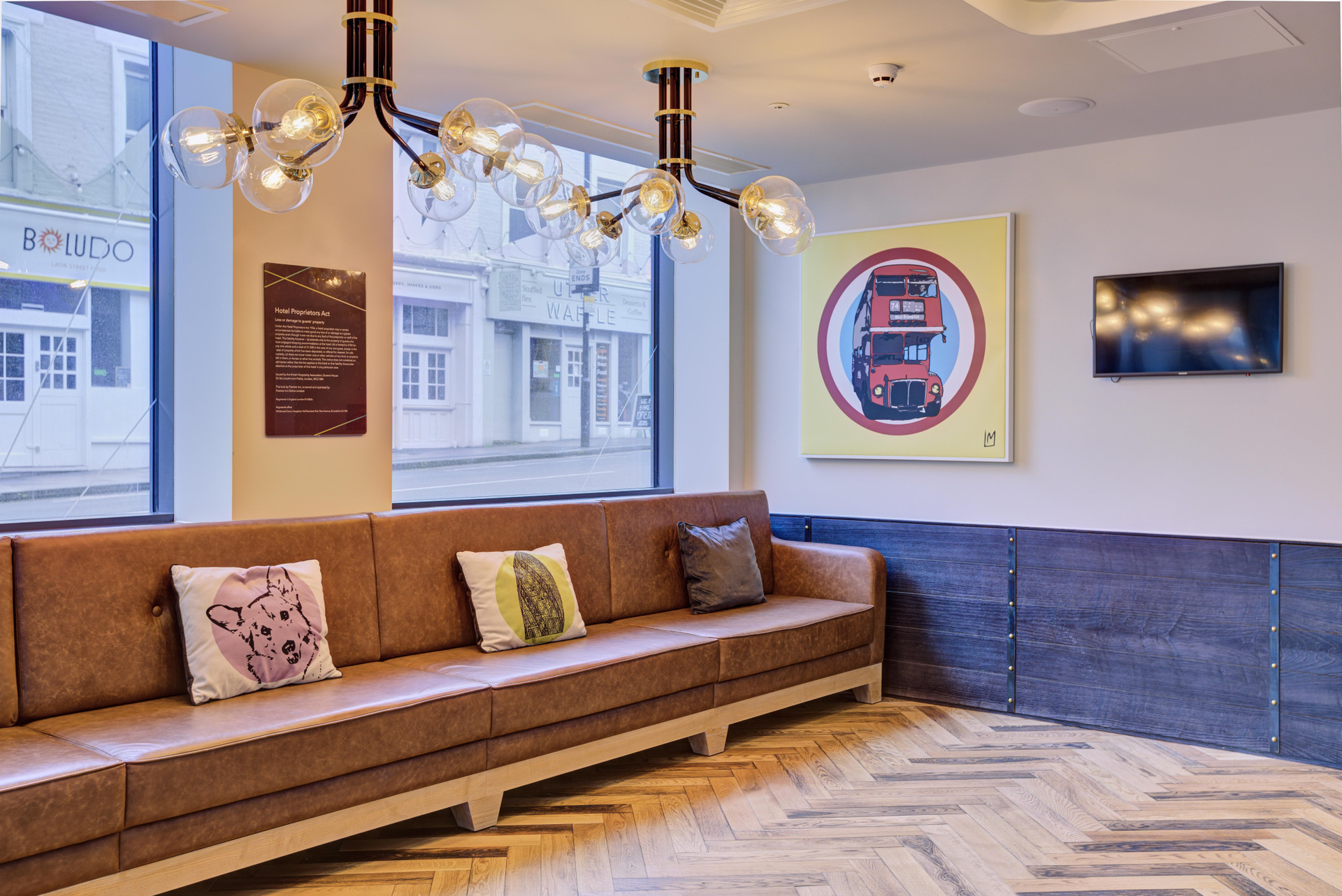 Bar/Salón Hub By Premier Inn London West Brompton