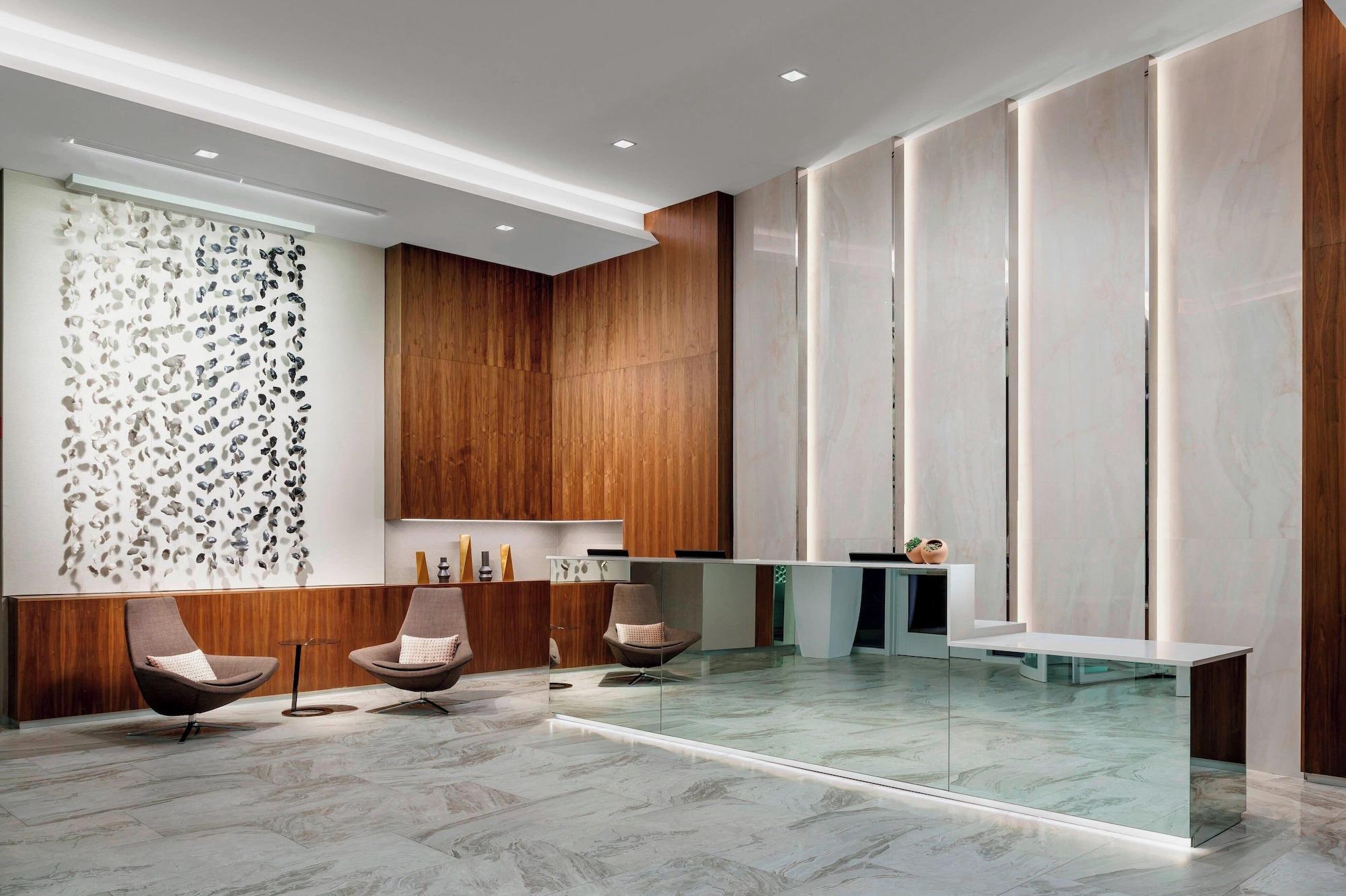 Vista Lobby AC Hotel by Marriott San Francisco Airport Oyster Point/Waterfront