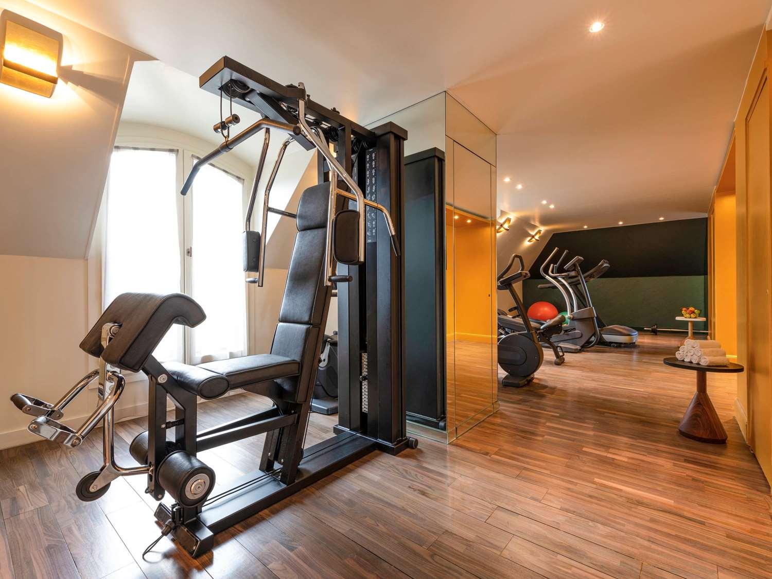 Gimnasio Le Louis Hotel Versailles Château - MGallery Collection