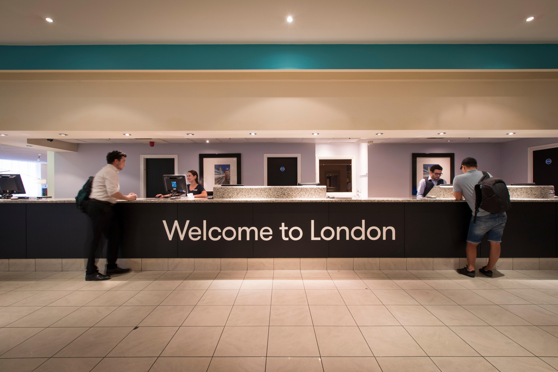 Vista Lobby Thistle Barbican Shoreditch