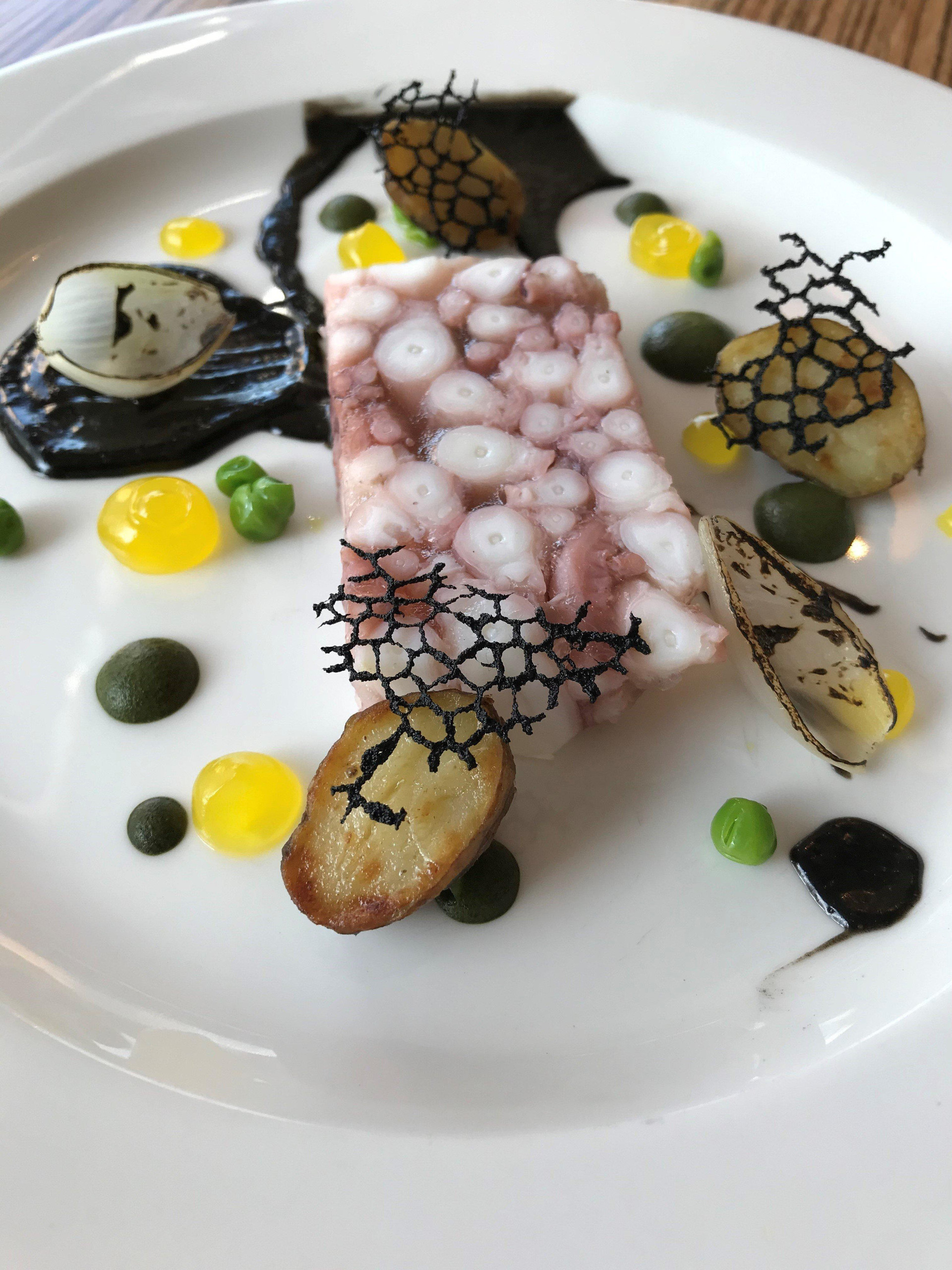 Restaurant Crowne Plaza Reading by IHG