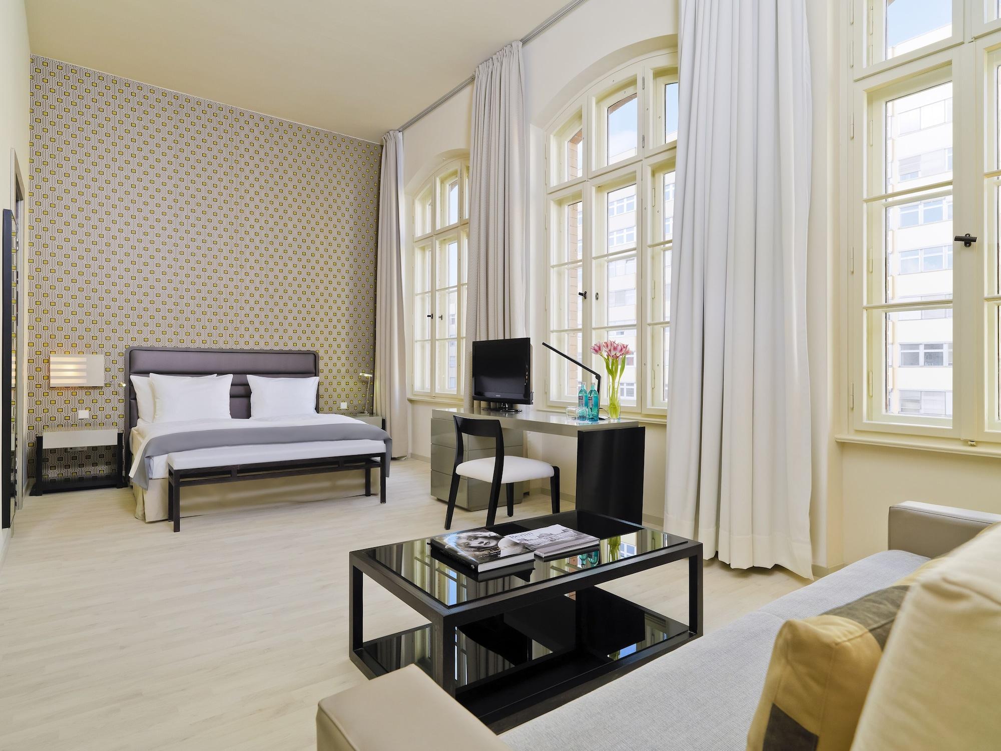 Varios H10 Ku'damm Lofts