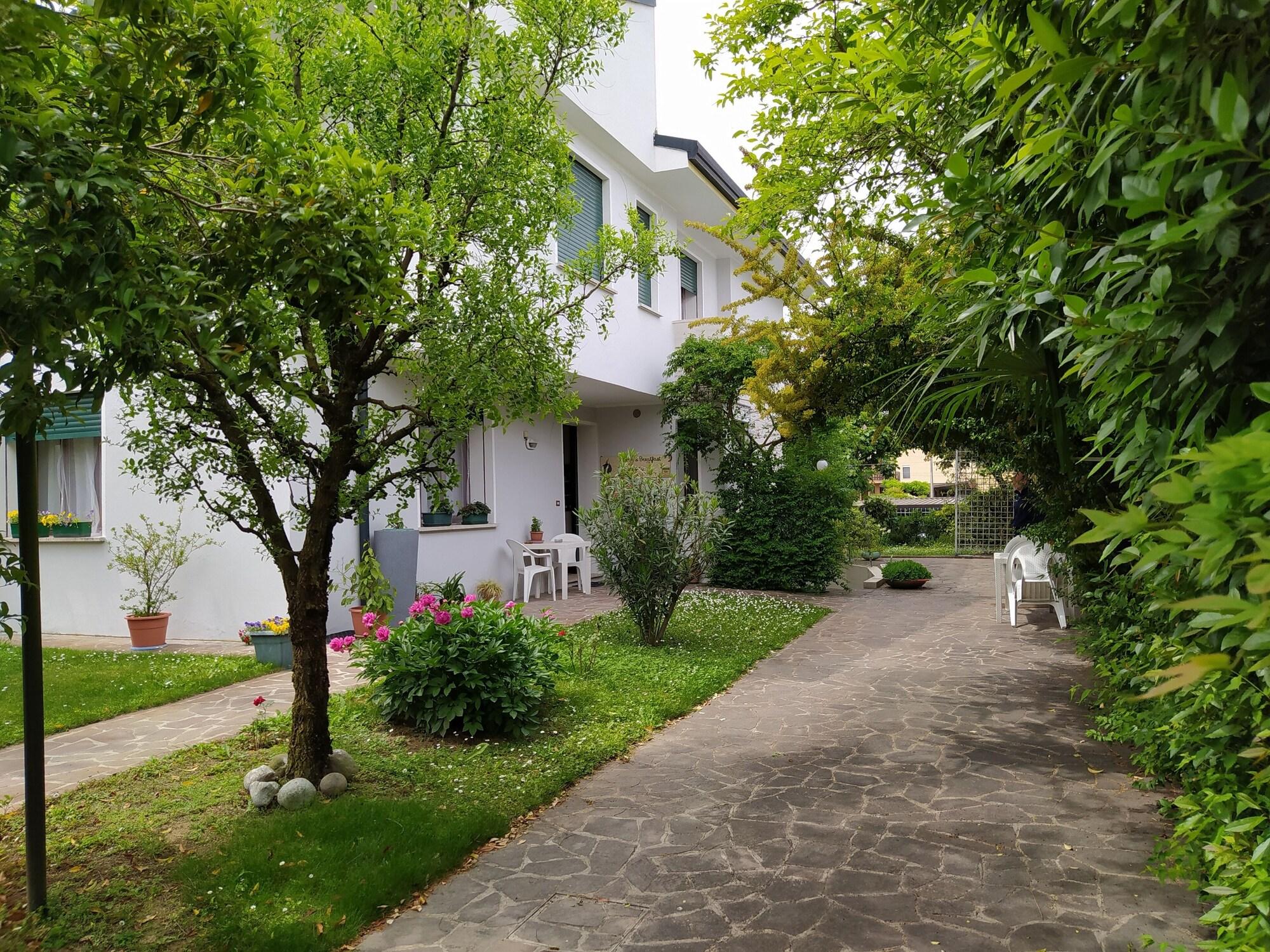Varios Dimora di Bosco Room & Breakfast