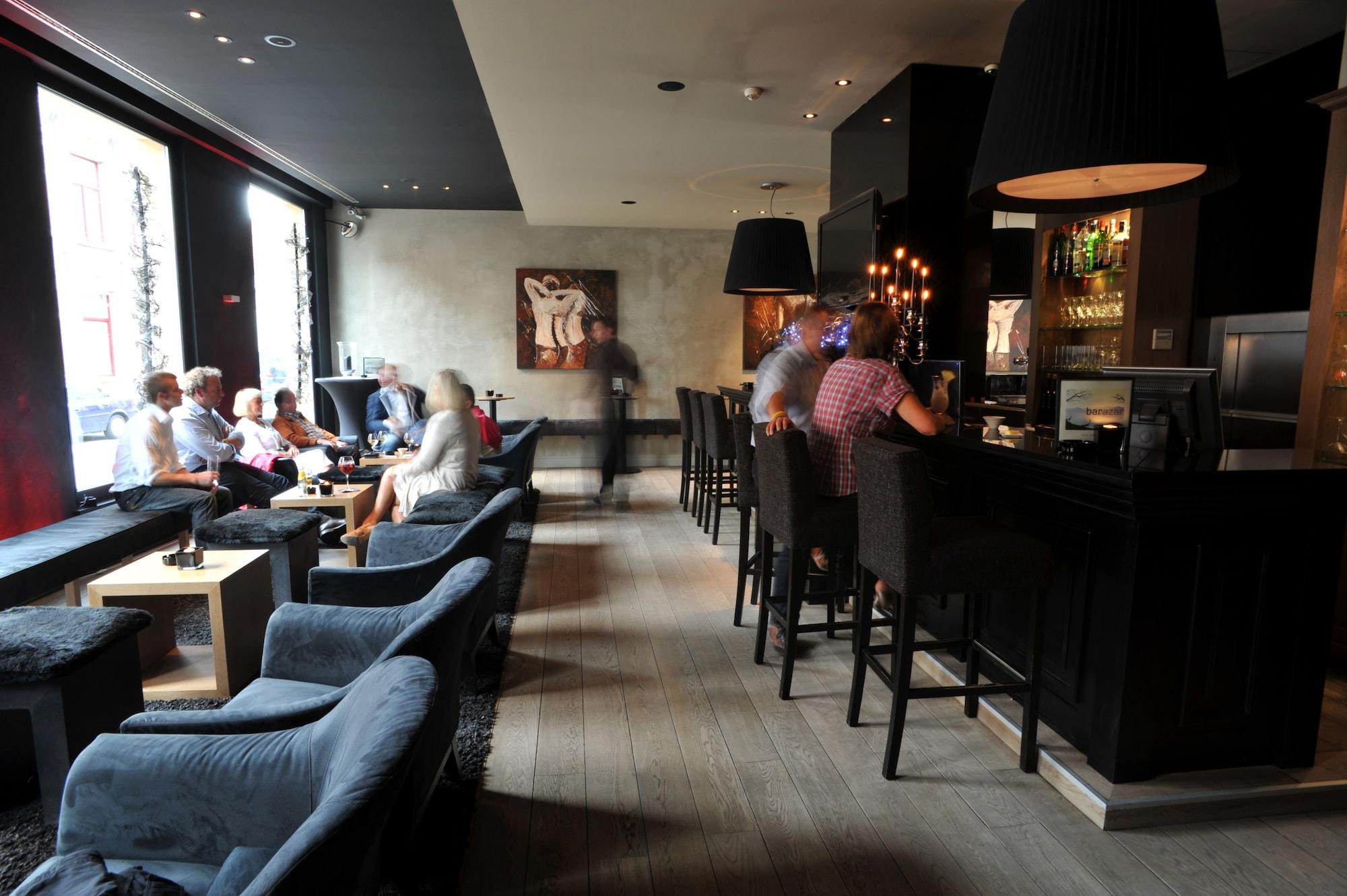 Bar/Salón Flanders Hotel