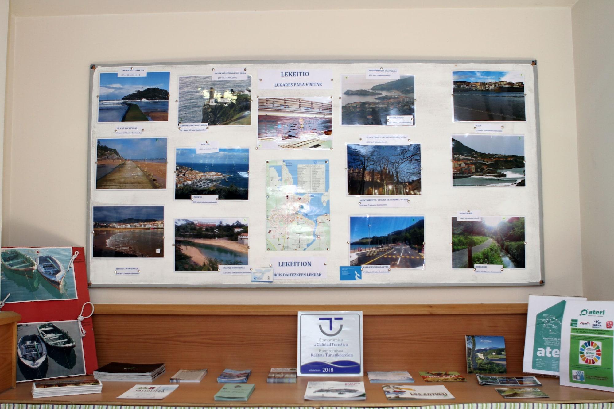 Vista Lobby Albergue Trinkete Etxea - Hostel