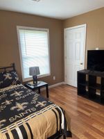 Renta temporal - Amazingly clean, unique and spacious 4 Bedroom home near Casinos