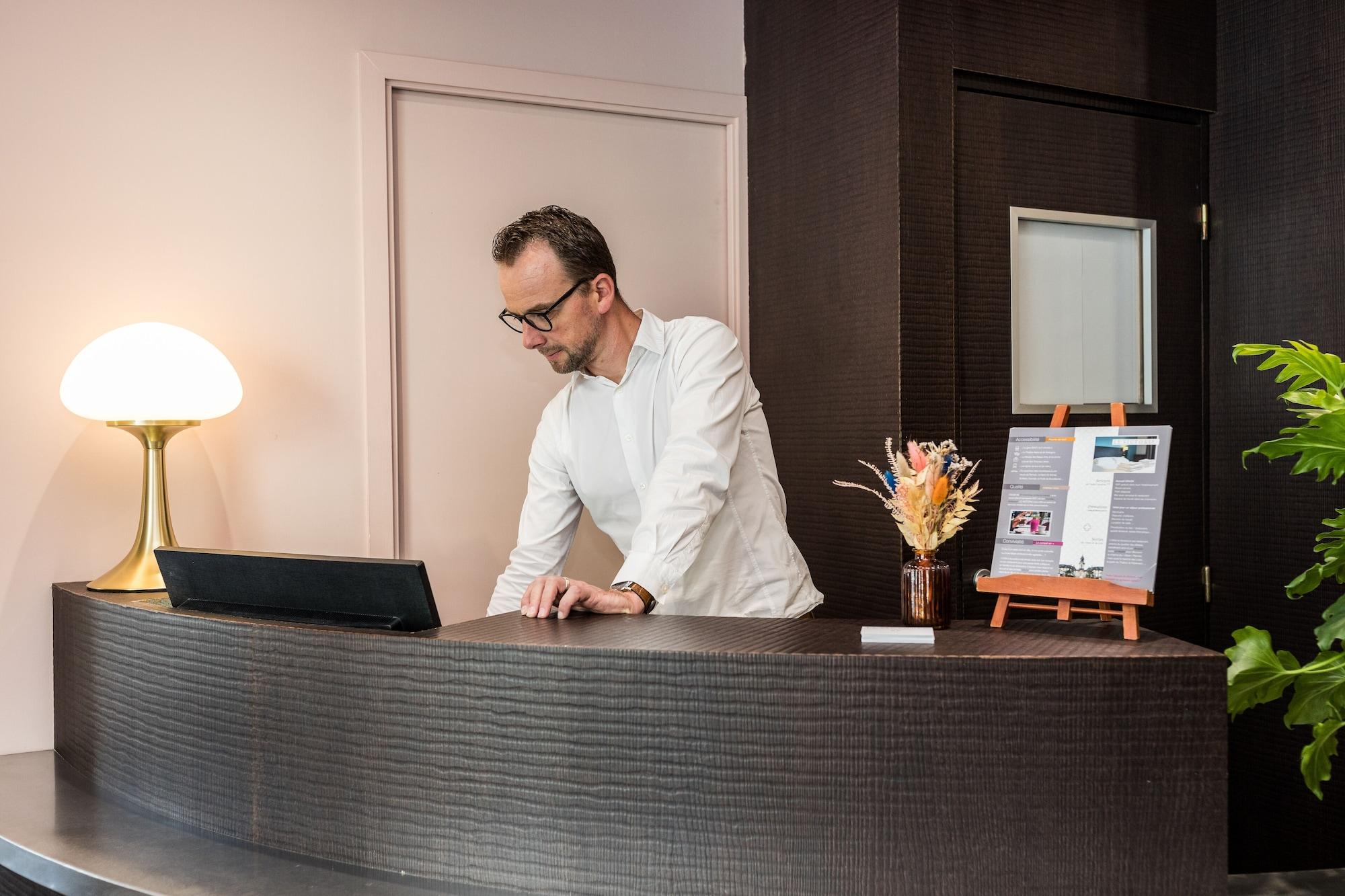 Vista Lobby Hôtel Restaurant Le Victoria