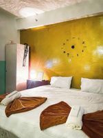 Alquiler Vacacional - Poolside Apartment - Sleeps 4, Ac & Hot Shower