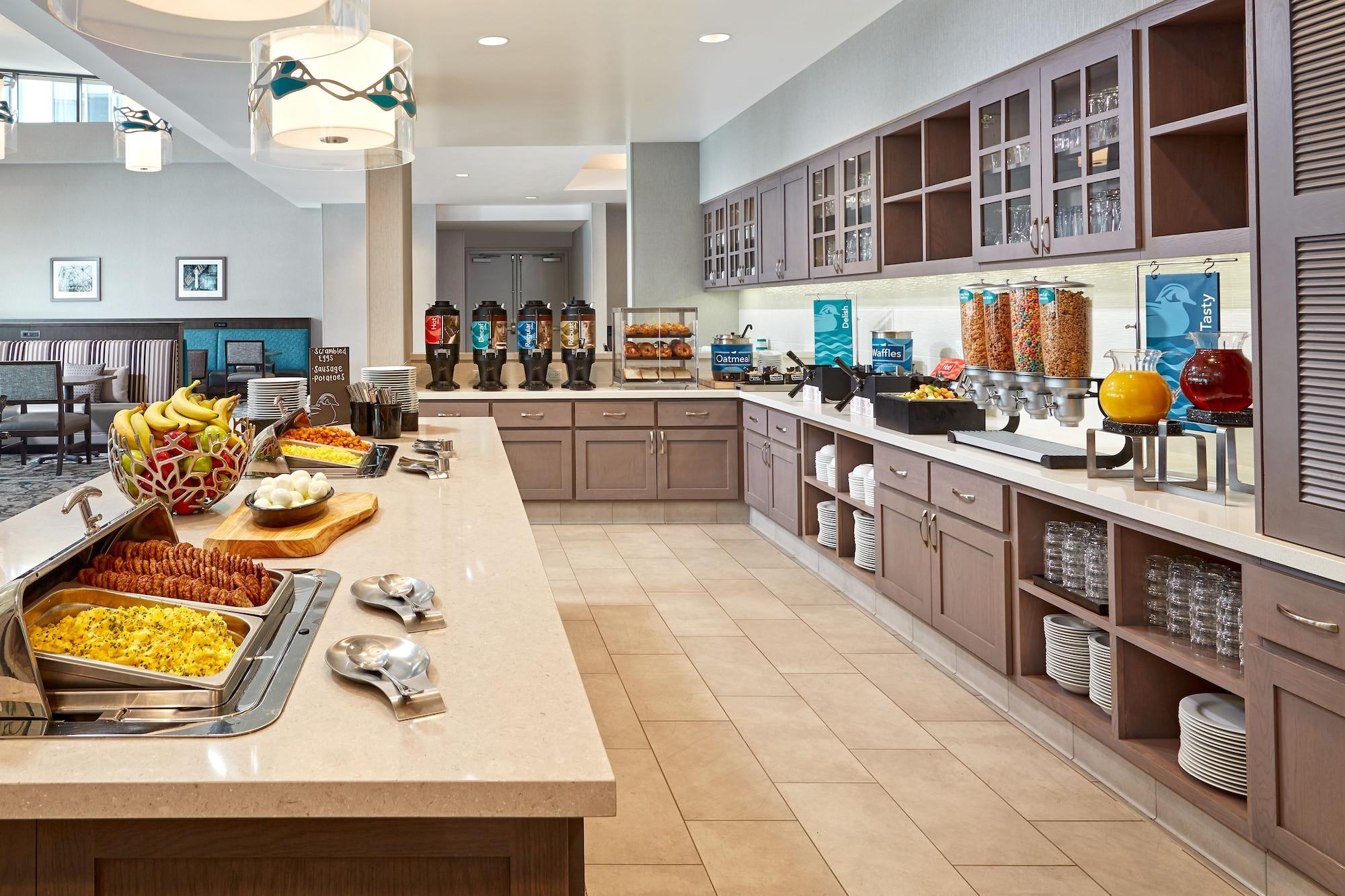 Restaurant Homewood Suites by Hilton Long Beach Airport