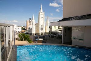 Alojamiento - Executivo Hotel