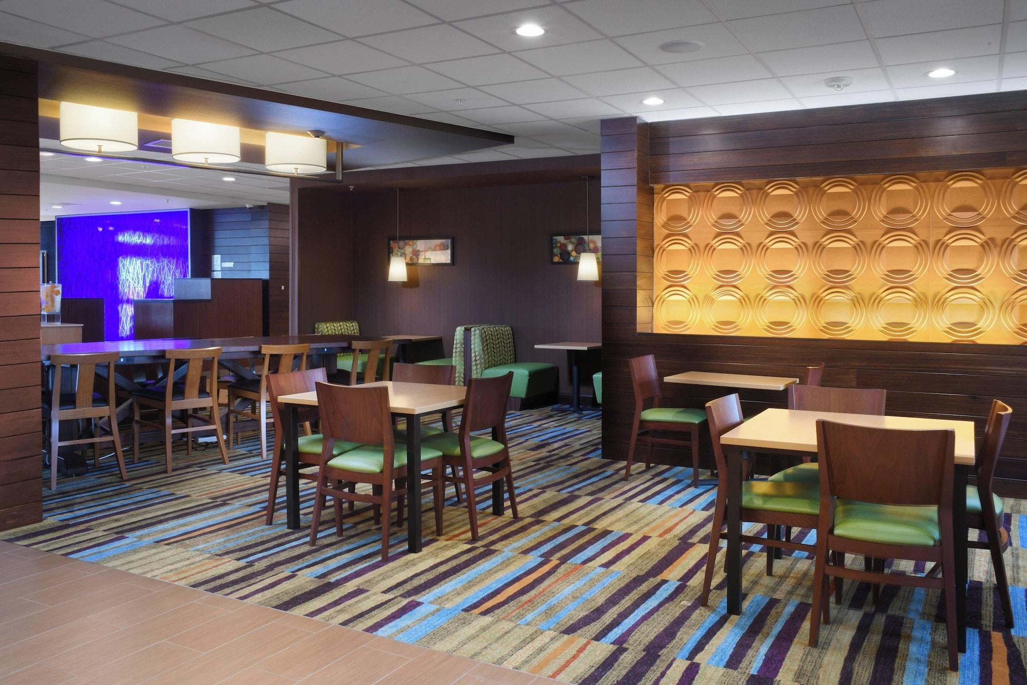 Restaurant Fairfield Inn & Suites by Marriott Fort Worth South/Burleson
