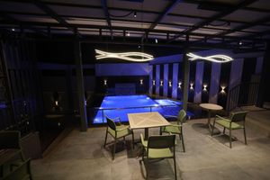 Alojamiento - AJ Grand Hotel