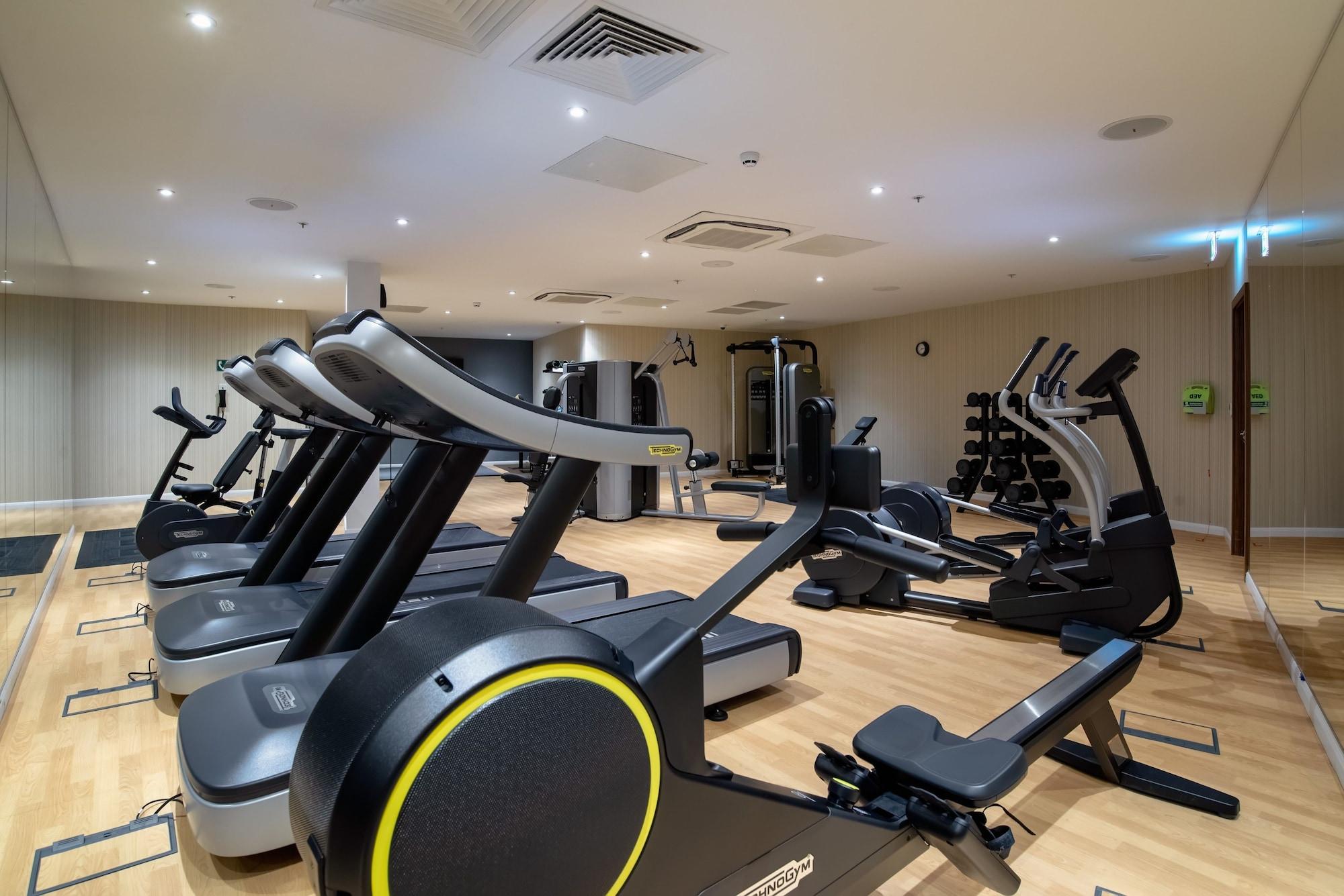 Gimnasio Crowne Plaza London Heathrow T4 by IHG