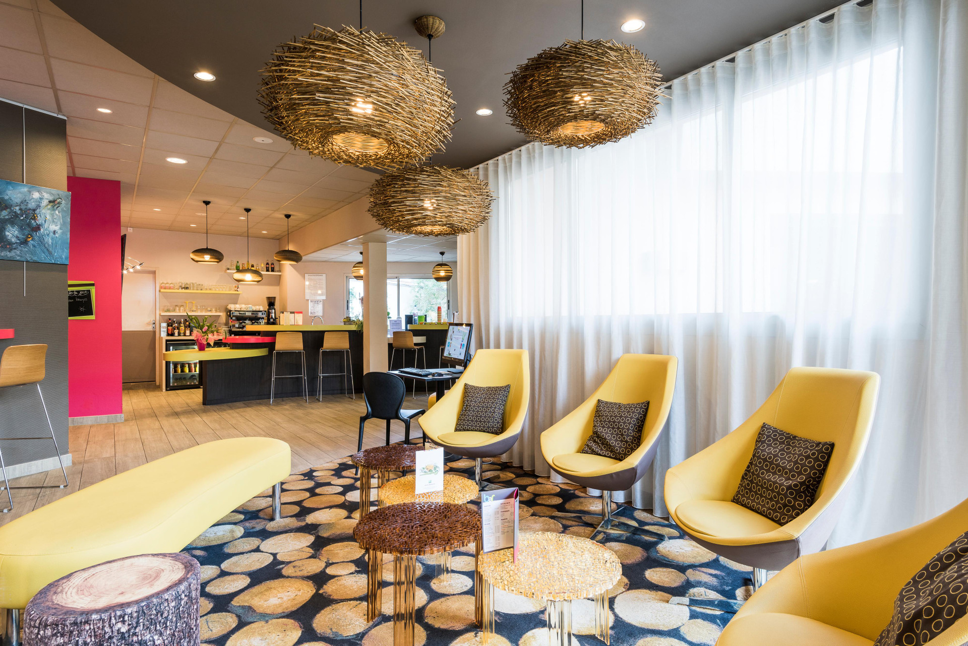 Vista Lobby ibis Styles Dax Miradour