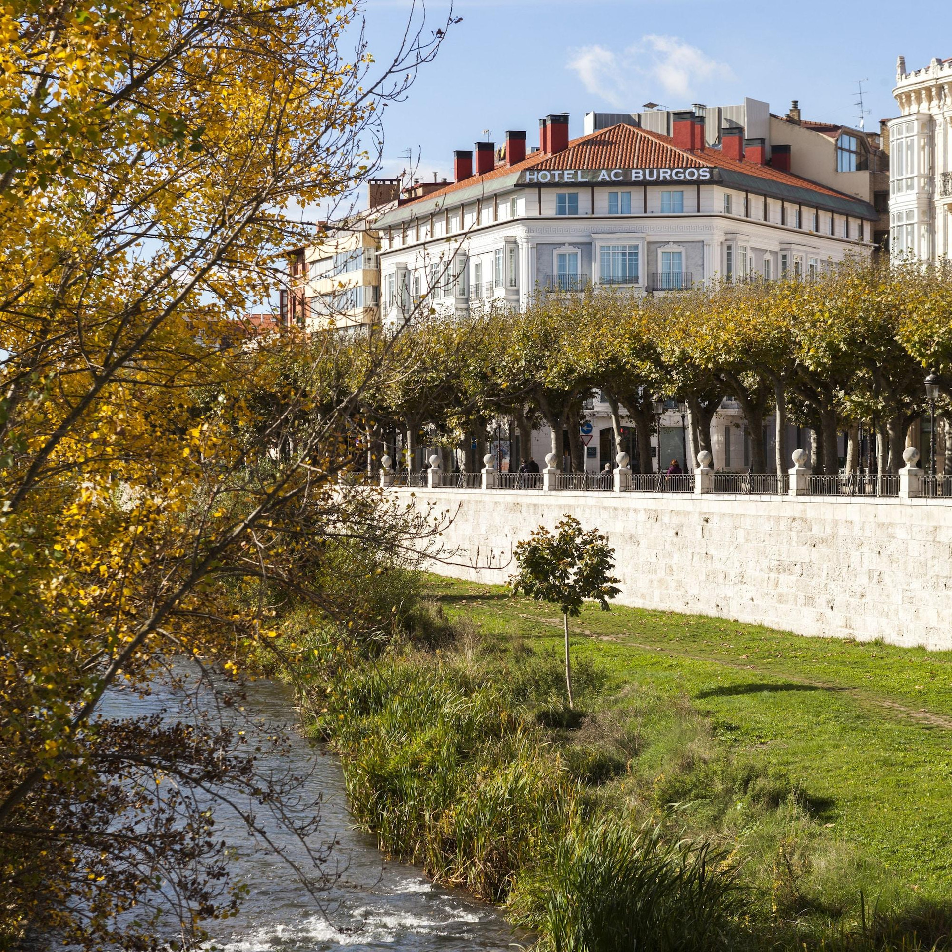 Vista Exterior AC Hotel Burgos by Marriott