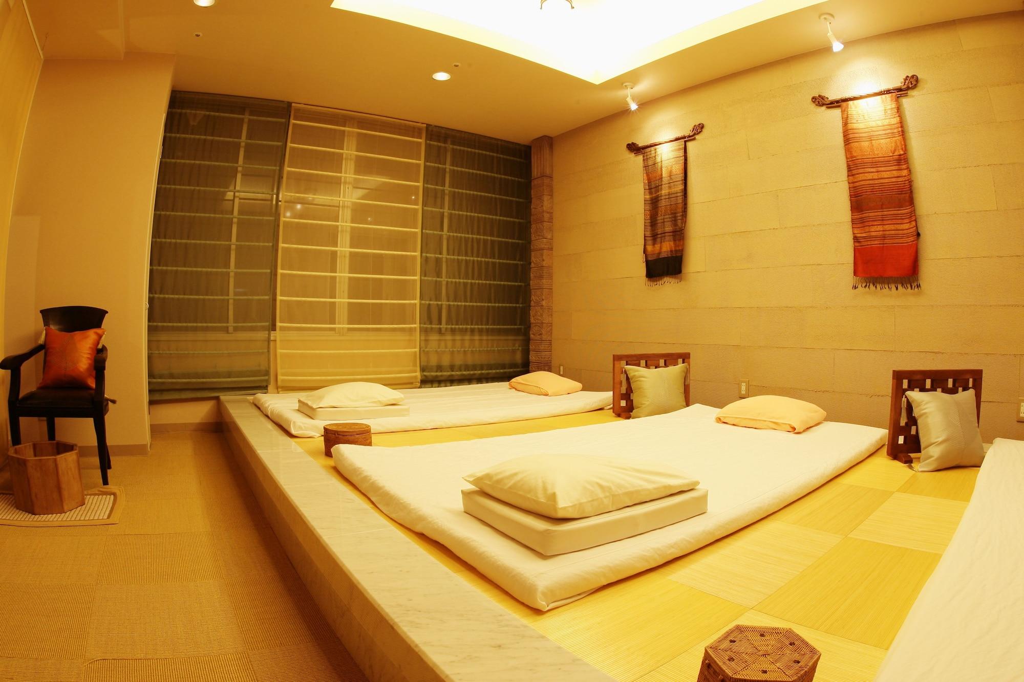 Spa Capsule Hotel Wellbe Sakae - Caters to Men