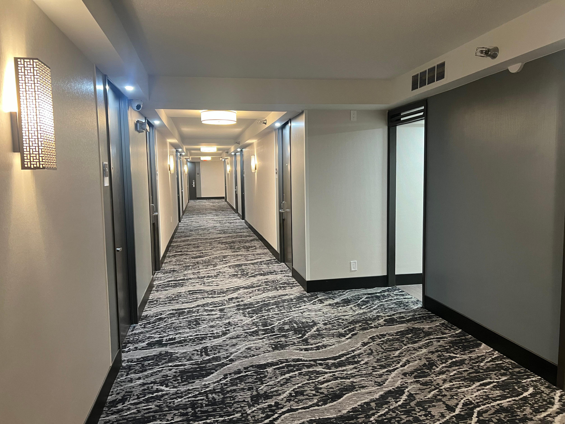 Vista Lobby Holiday Inn Nashville Downtown - Stadium by IHG