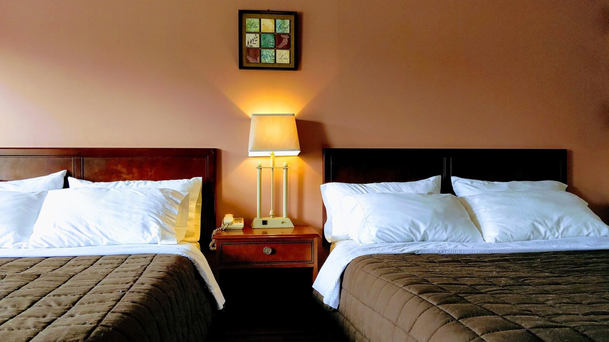 Varios Kings Inn Midland