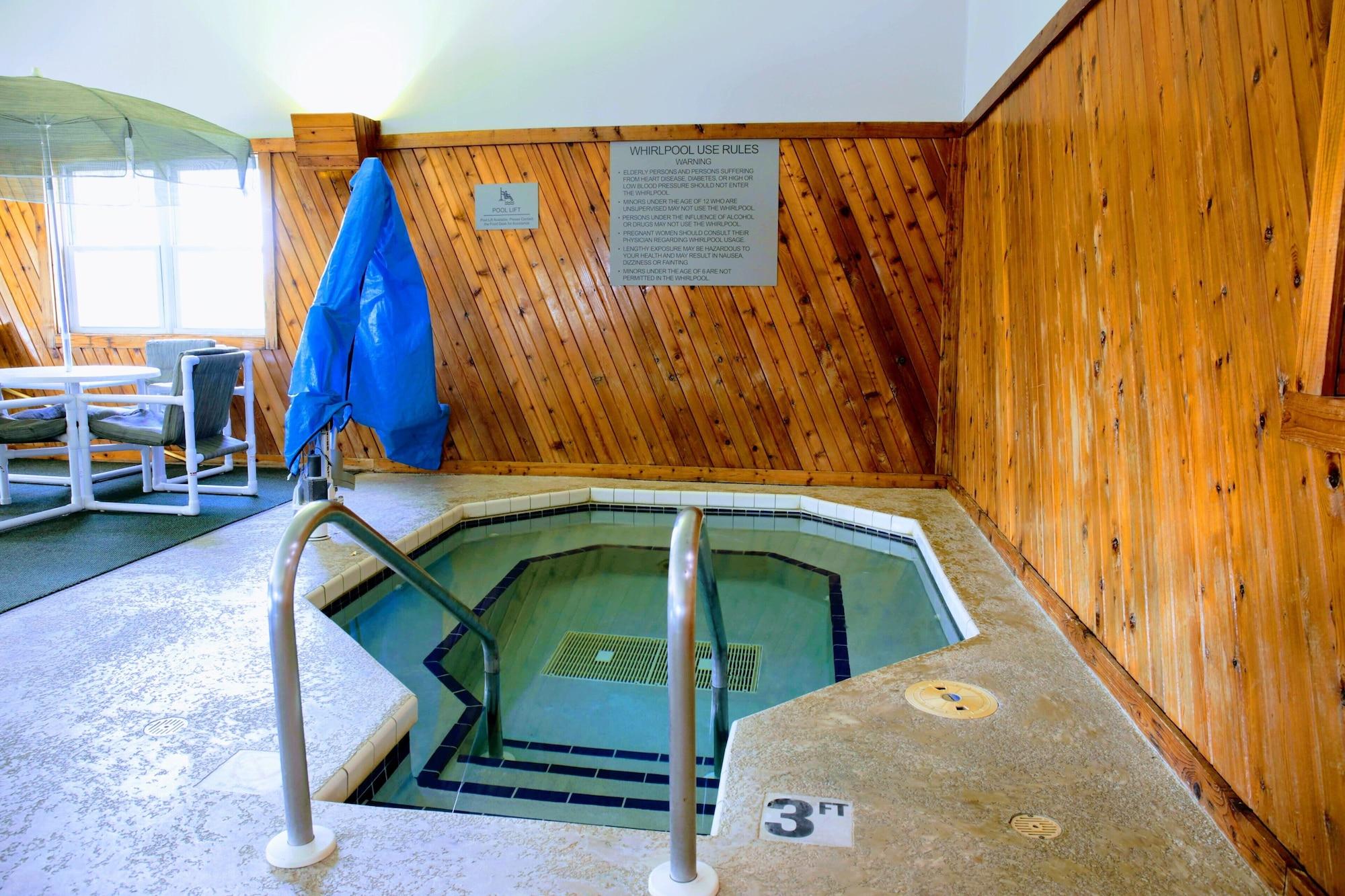 Spa Country Inn & Suites by Radisson, Sparta, WI