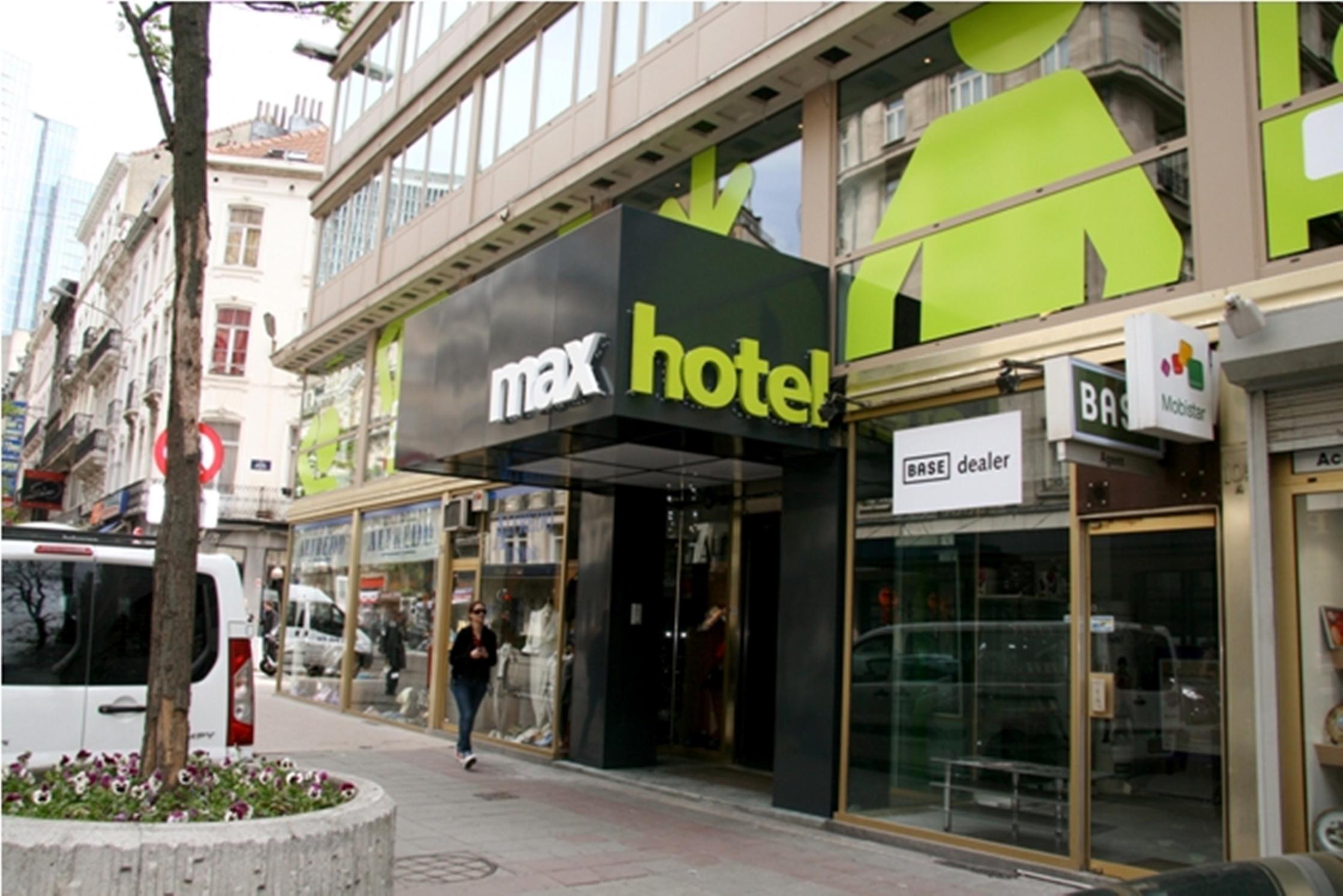 Varios Maxhotel