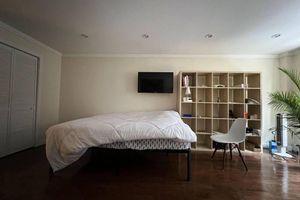 Alquiler Vacacional - Clean modern crashpad in Chinatown