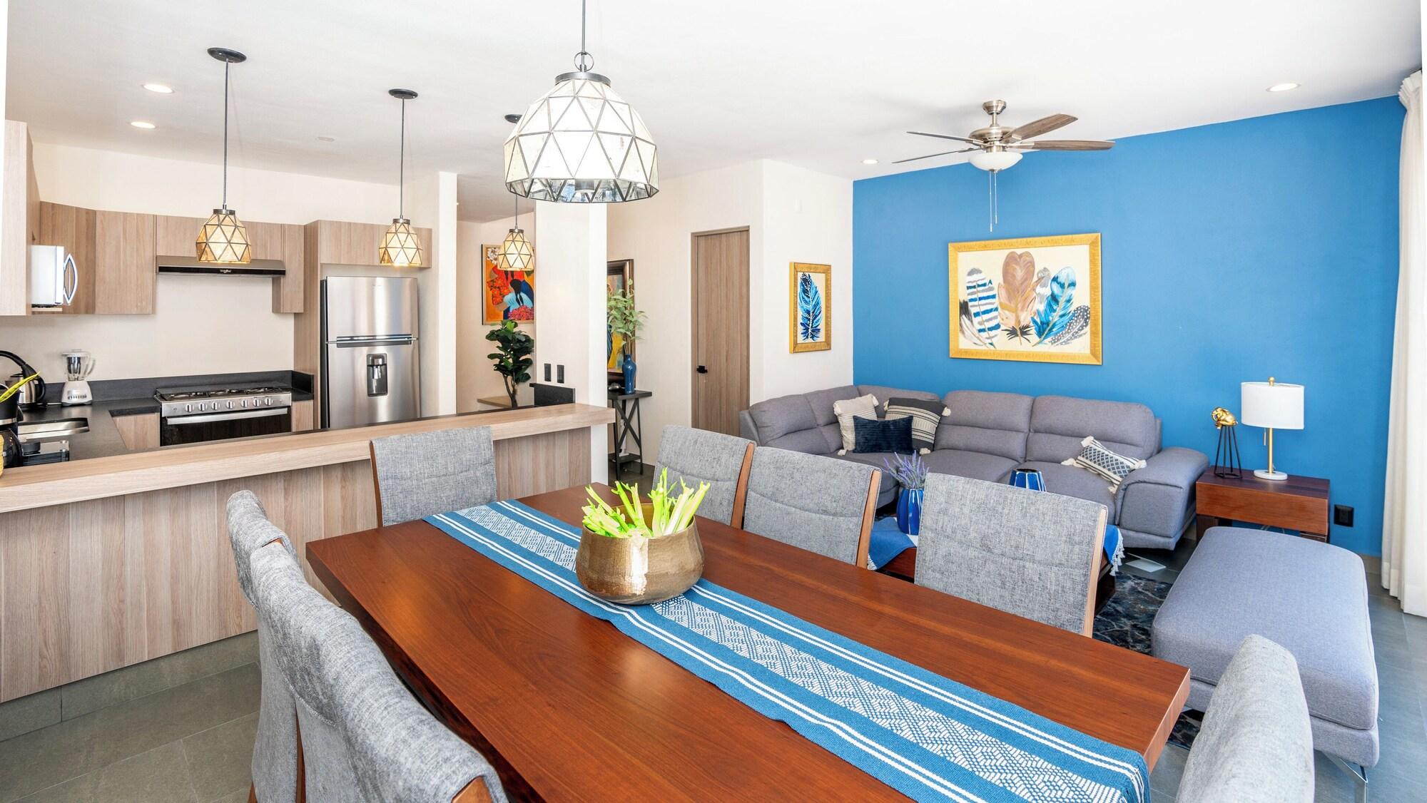 Comodidades del Alojamiento 4BR Private Sanctuary with Pools and Gym