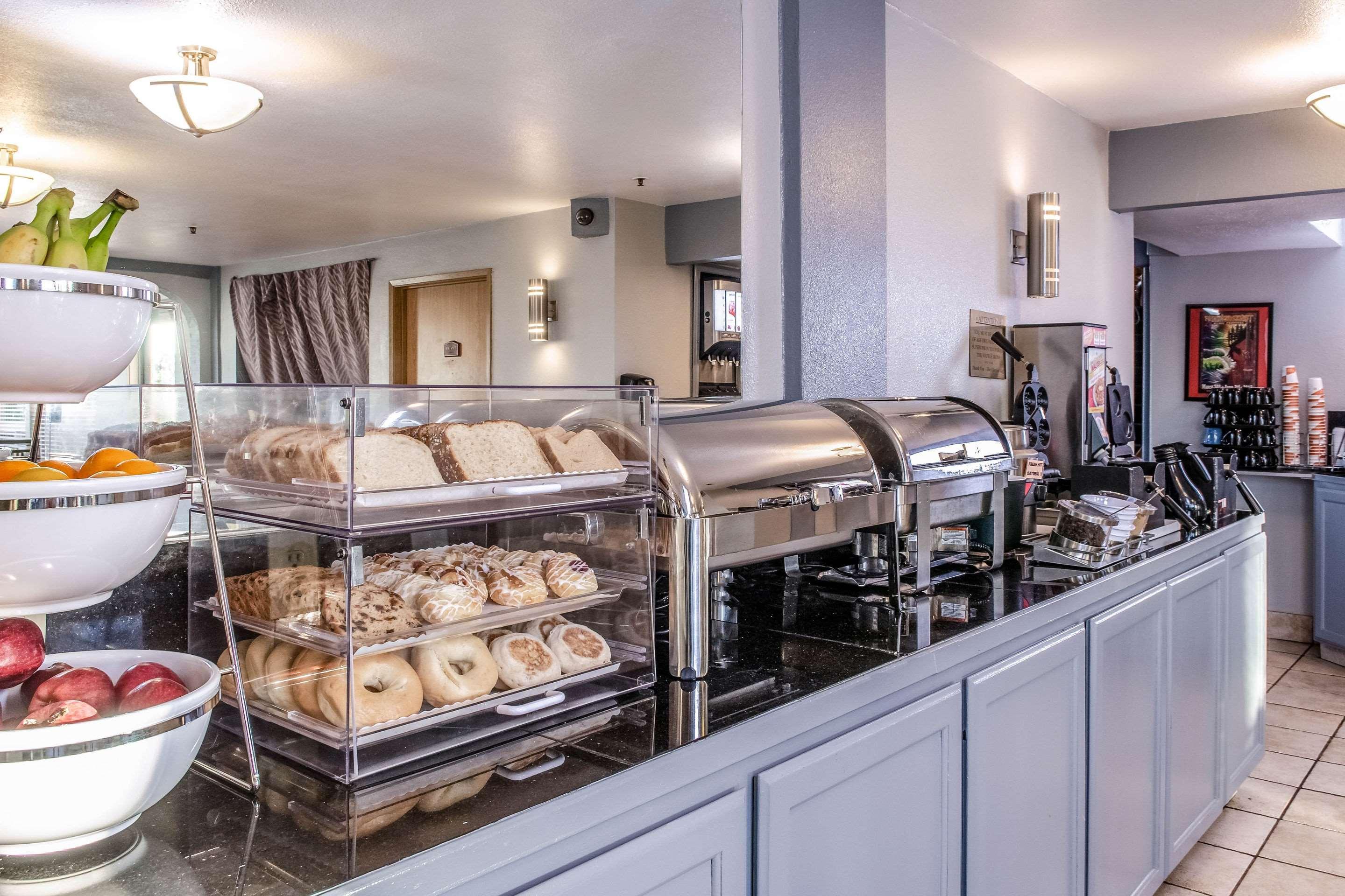 Restaurant Clarion Hotel By Humboldt Bay