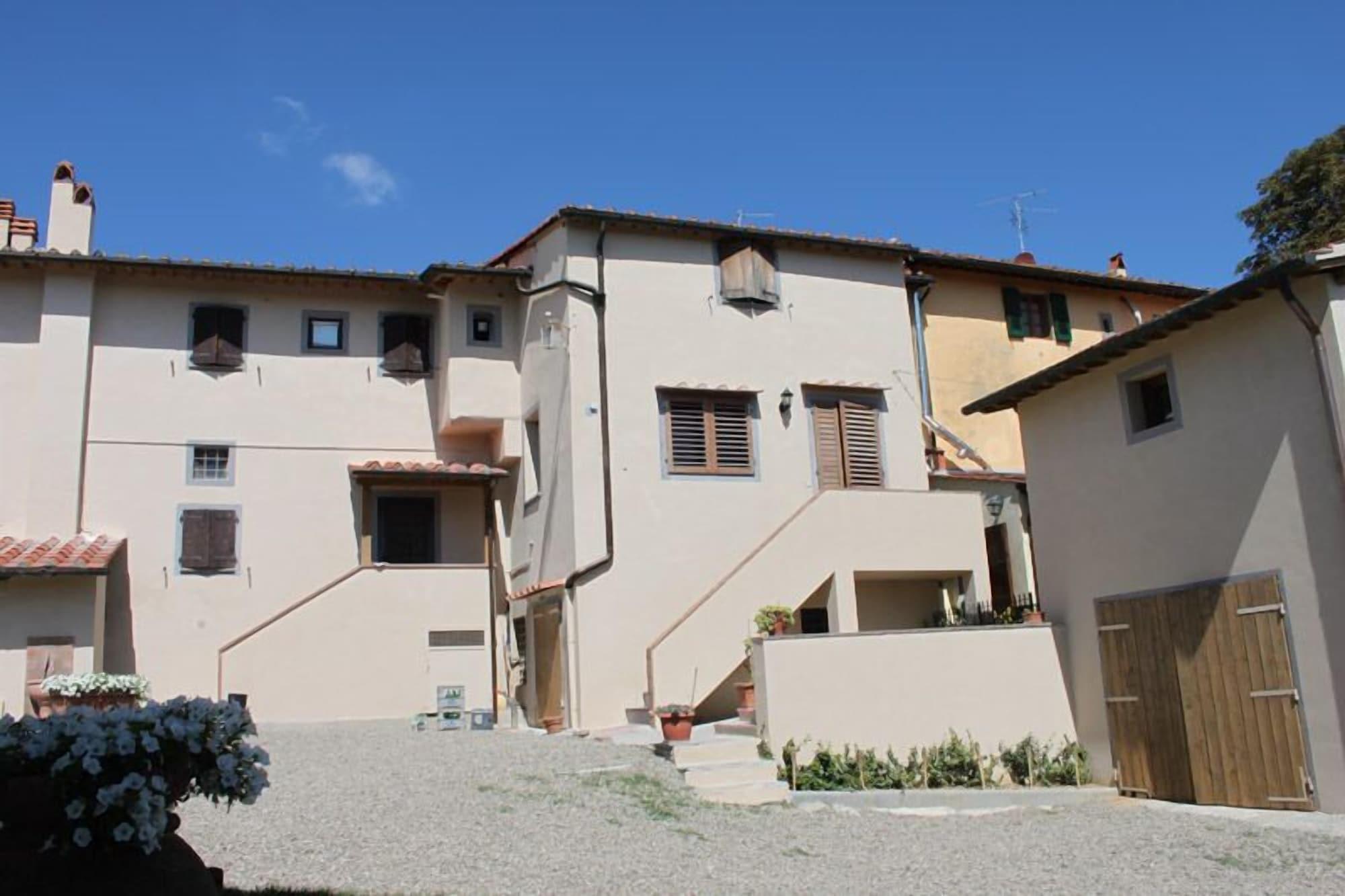 Varios Fattoria Albanese Labardi