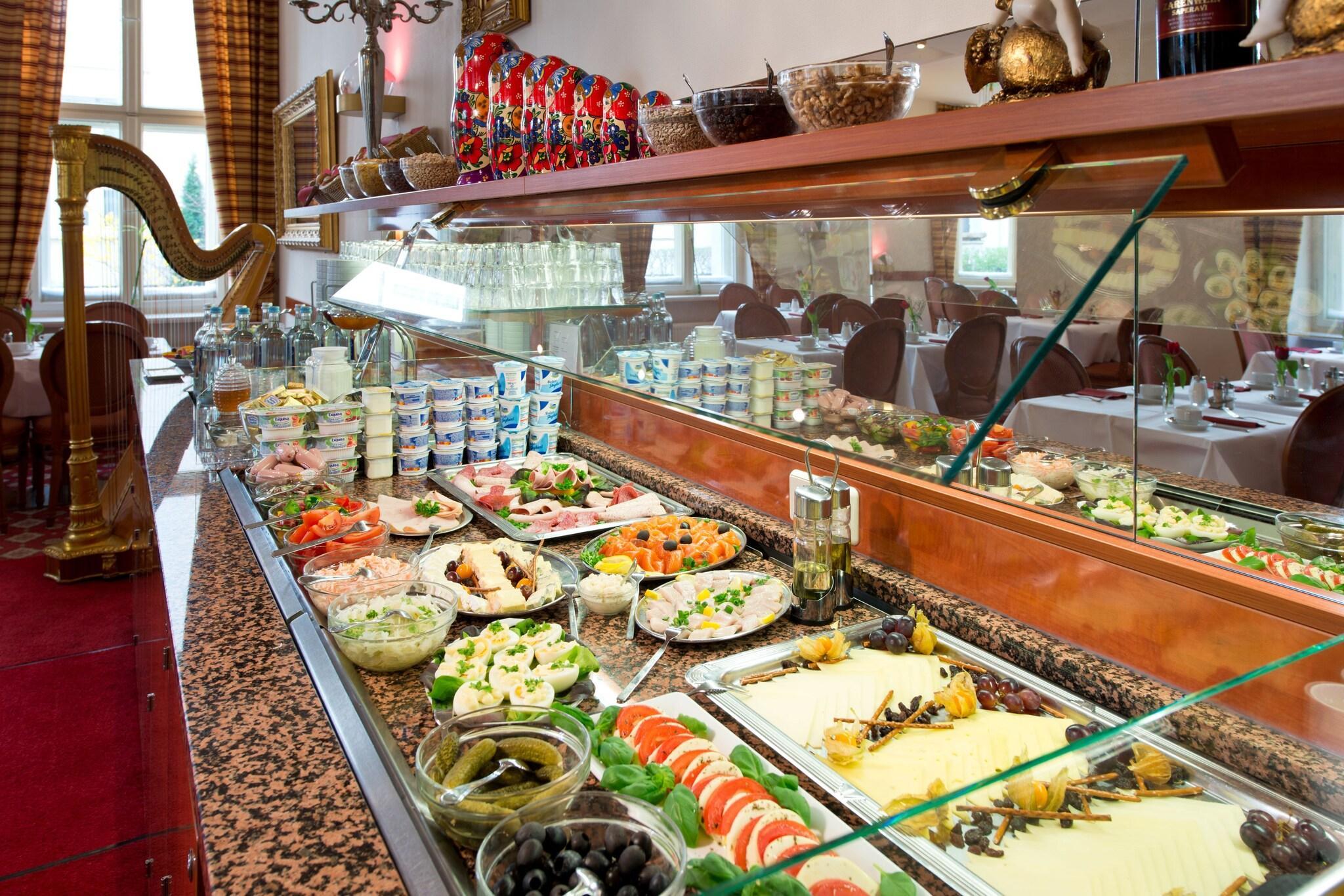 Restaurant Hotel & Apartments Zarenhof Berlin Prenzlauer Berg