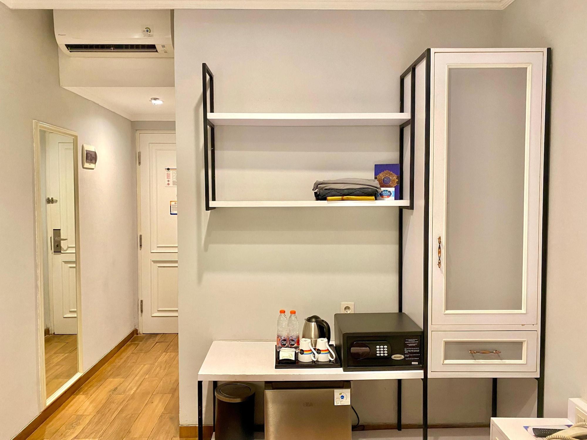 Comodidades del Alojamiento Dafam Enkadeli Thamrin Jakarta